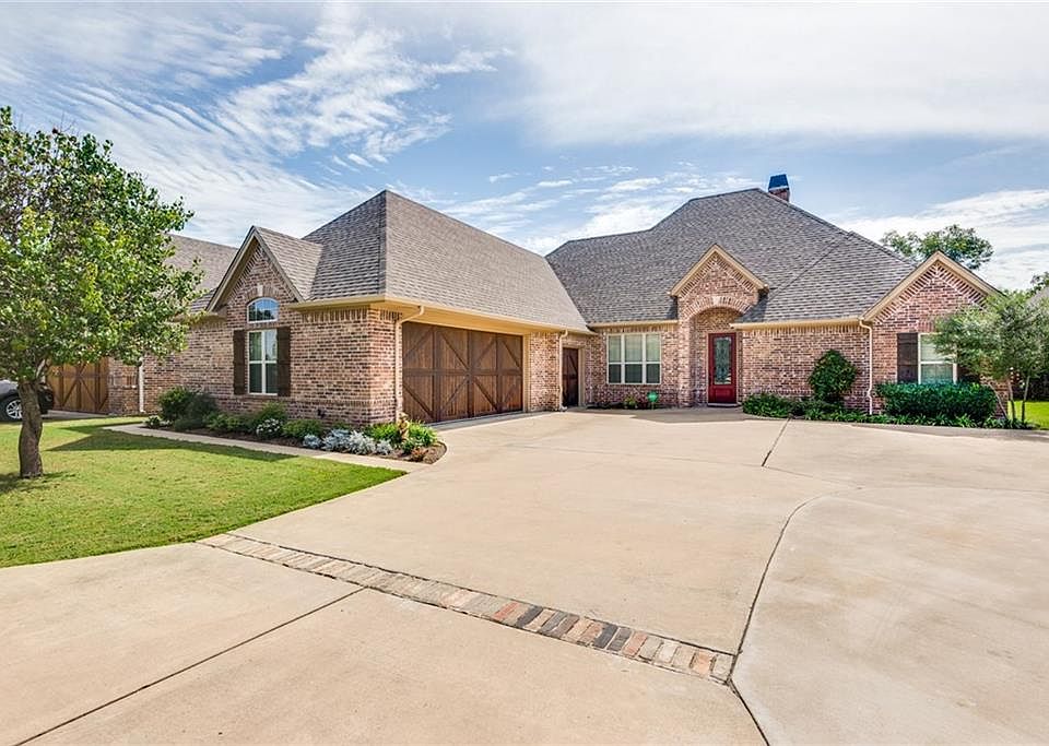 1st image of 5707 Pebble Beach Dr