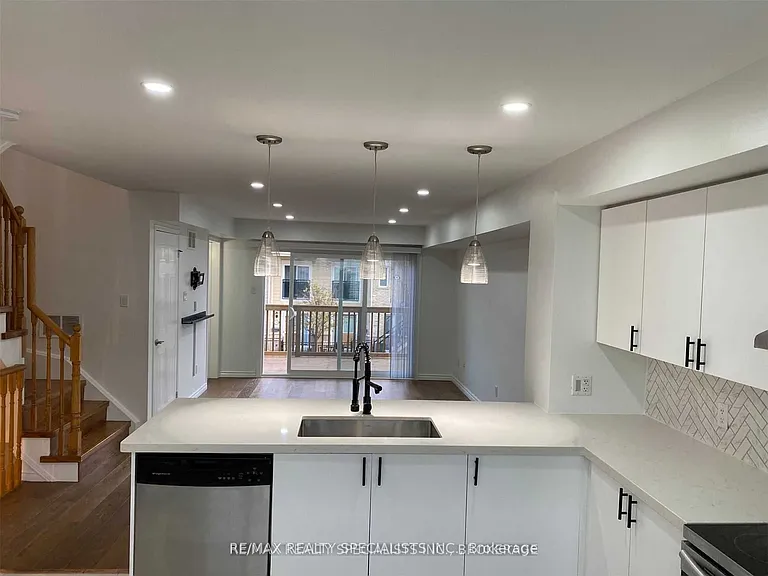 3108 Eglinton Ave W #100 — Photo 6