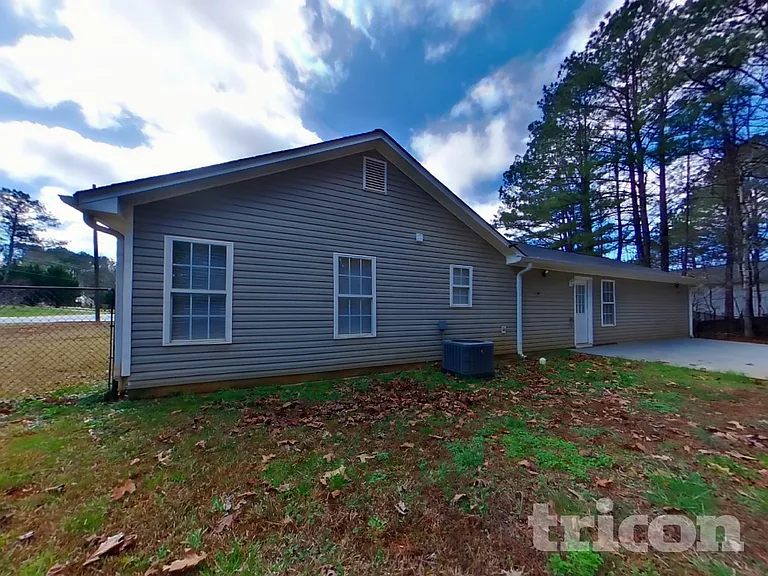 621 Southern Trace Xing — Photo 15
