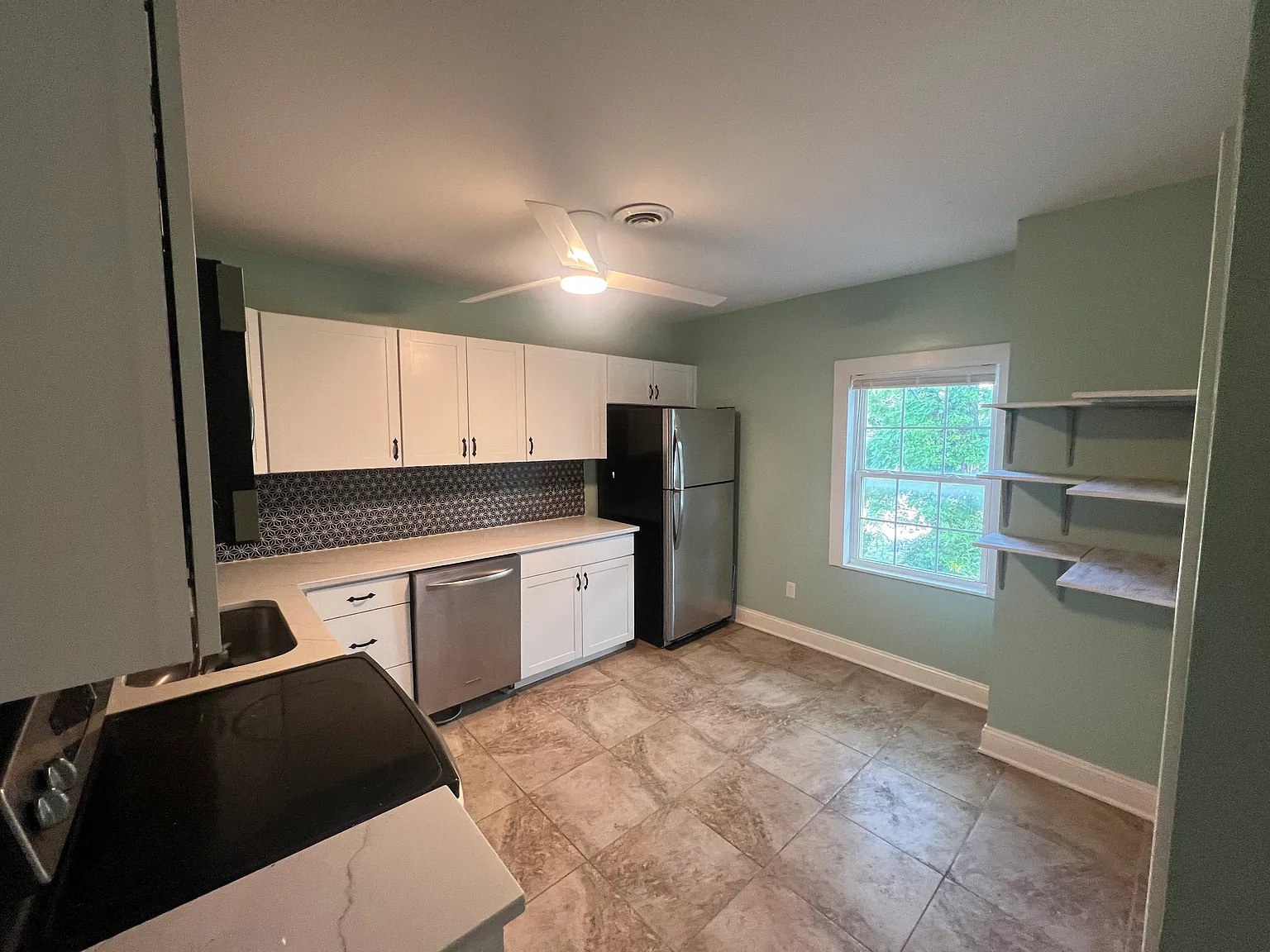 1 bed, 500 sqft, $875 — Photo 2