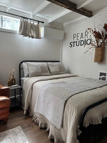 Queen bed