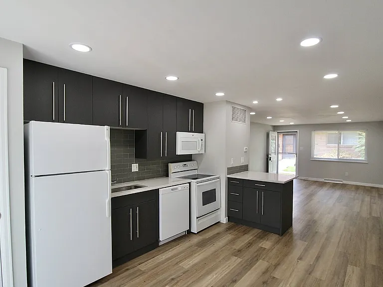 10362 W 59th Ave #2 — Photo 3