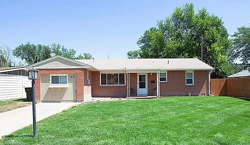 1416 Adams Cir Photo 1