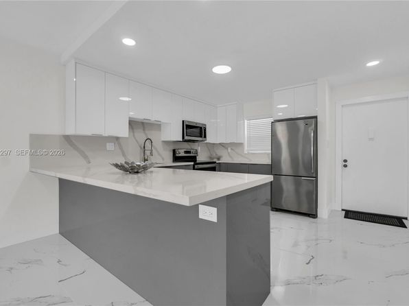 5100 SW 90th Ave APT 109