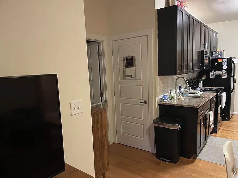 908 Perry Street — Photo 27