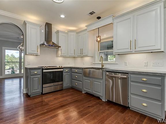 4th image of 7328 Crab Apple Cir