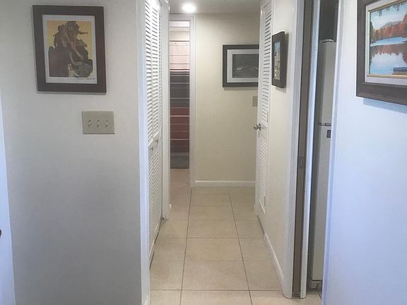 5th image of 4672 Lakewood Blvd