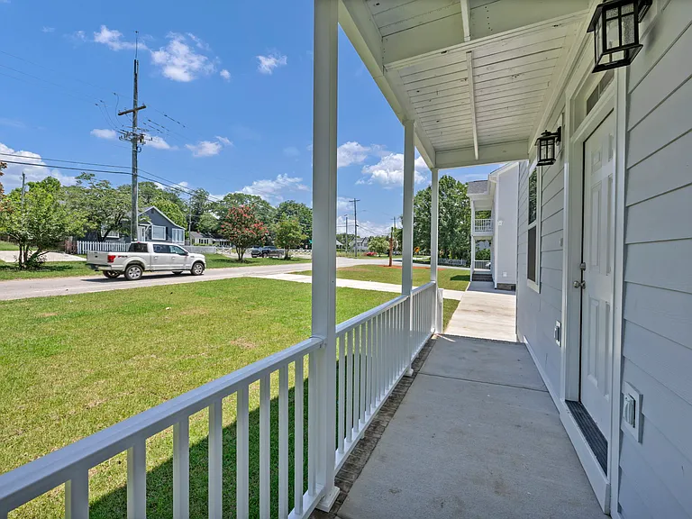 1156 Olympia Ave #1 — Photo 34