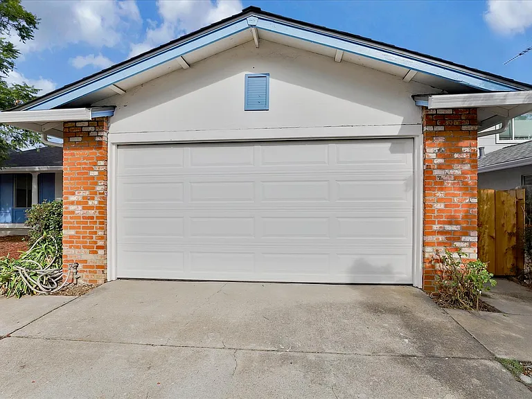 1471 La Paz Ct — Photo 2
