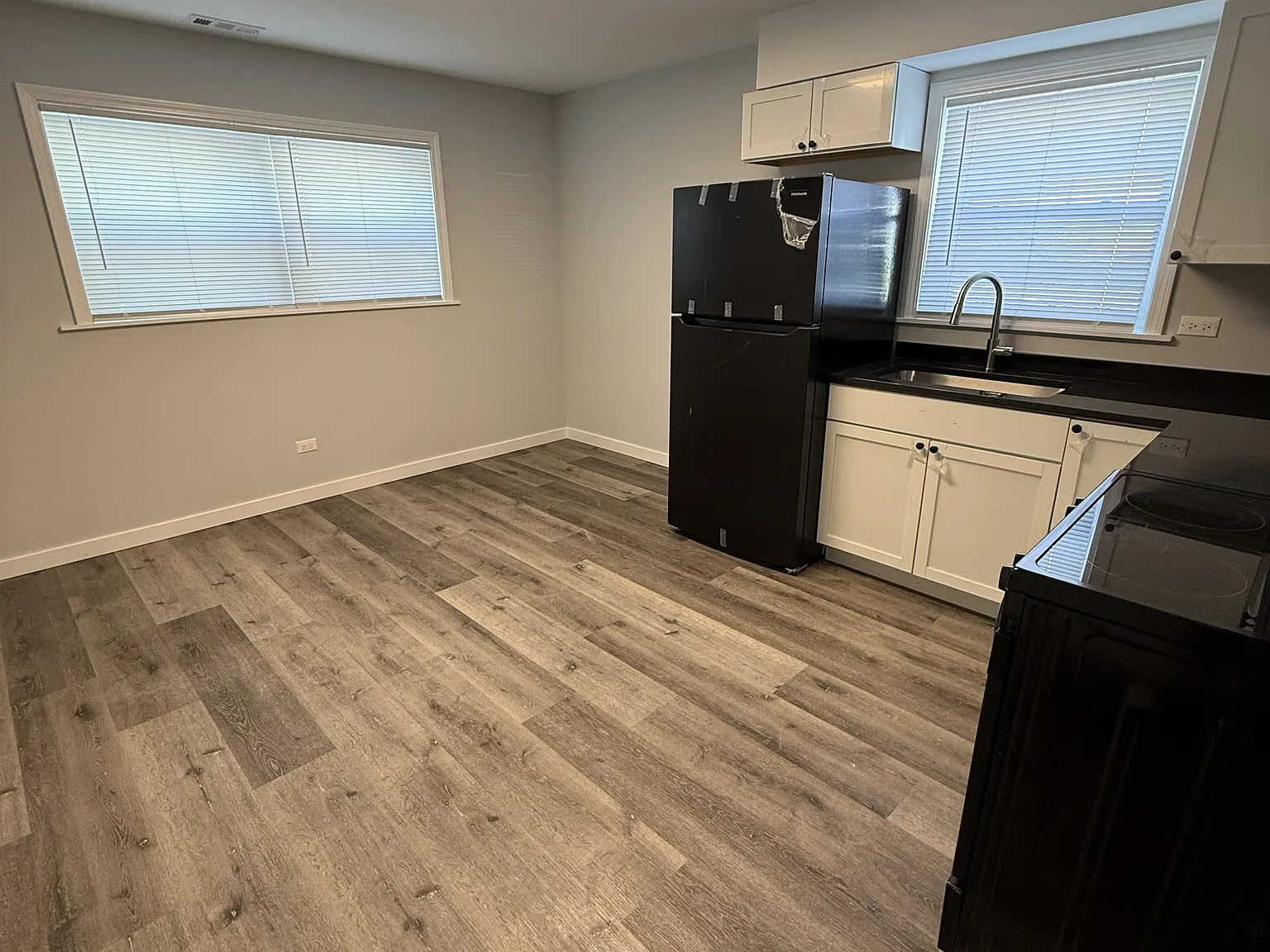 50 Surrey Dr — Photo 3