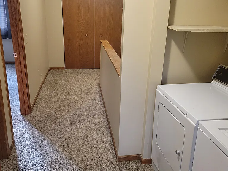 107 Deerpath Dr — Photo 7