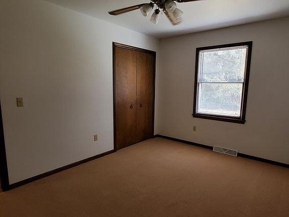 3rd image of 2624 Chapel Dr W