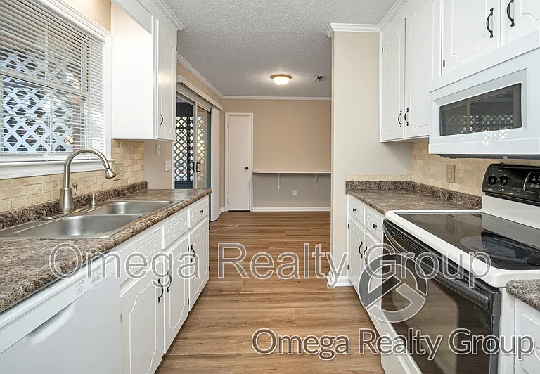 109 Rambling Way — Photo 14