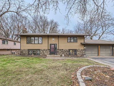 6704 80th Ave N, Brooklyn Park, MN, 55445