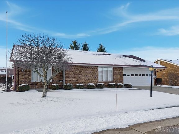 3rd image of 3031 Bradford Dr