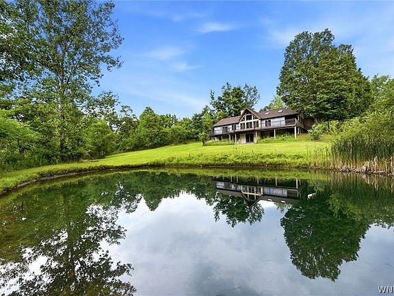5th image of 2328 Gowanda Zoar Rd