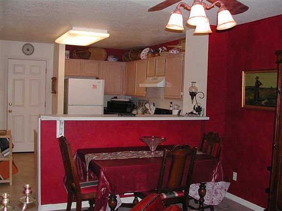 Kitchen &  dining