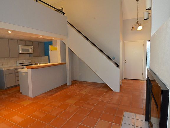 4th image of 411 E Foothill Blvd APT 2