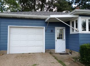 1326 Hickory Point Rd, Metamora, IL 61548