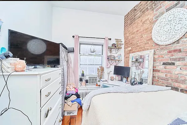 Rented by Living New York | media 17