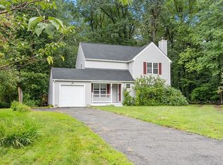 10 Blueberry Ln, Hudson, MA 01749