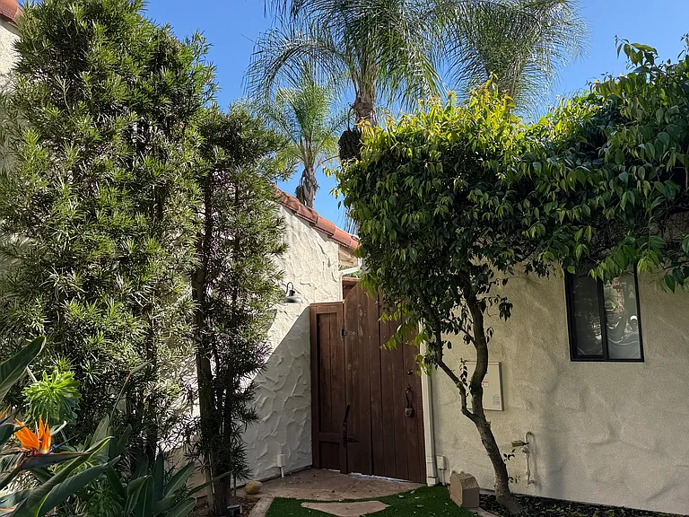 11959 Fuerte Dr — Photo 6