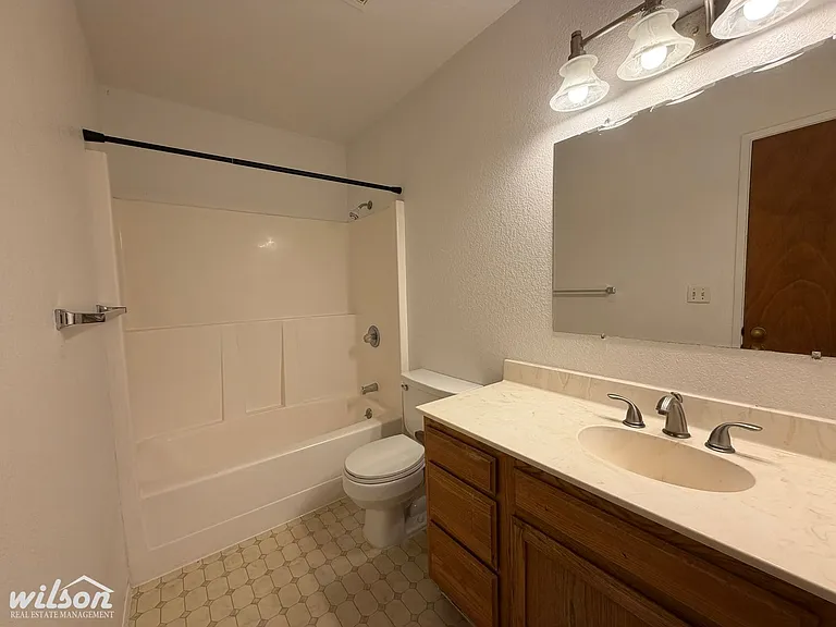 5606 Mount Clemens Way — Photo 13