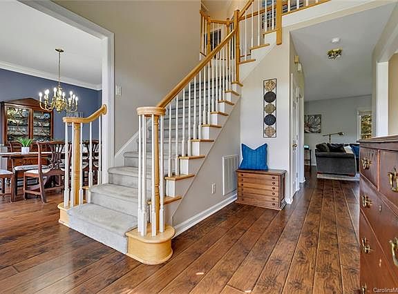 4th image of 12331 Oakbriar Ln