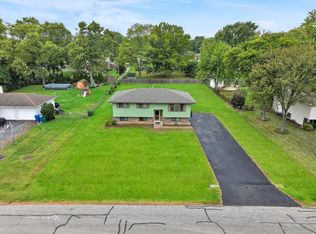 2N314 Euclid Ave, Glen Ellyn, IL 60137