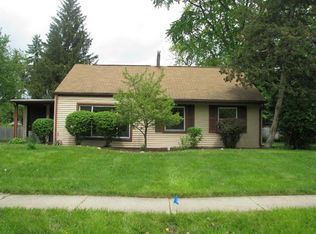 2226 Parkwood Ave, Ann Arbor, MI 48104