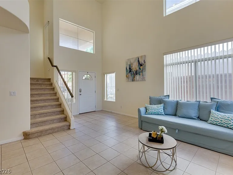 7886 Blue Brook Dr — Photo 3