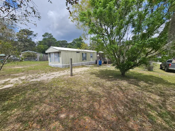 26017 Shangri Dr, Brooksville, FL 34601