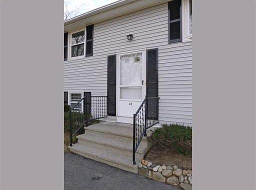 4th image of 41 Clearwater Dr