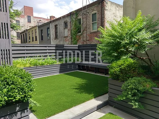 Rented by Fiddler Realty | media 91