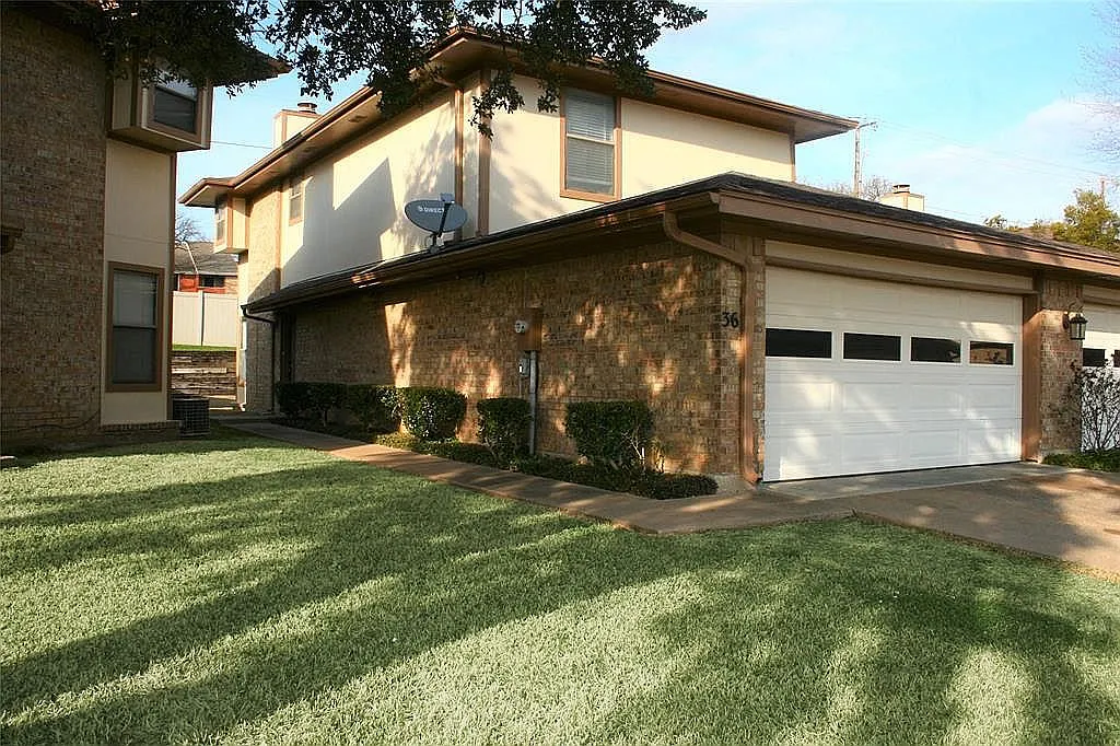 2 bed, 2.5 bath, 1475 sqft, $2,000 — Photo 1