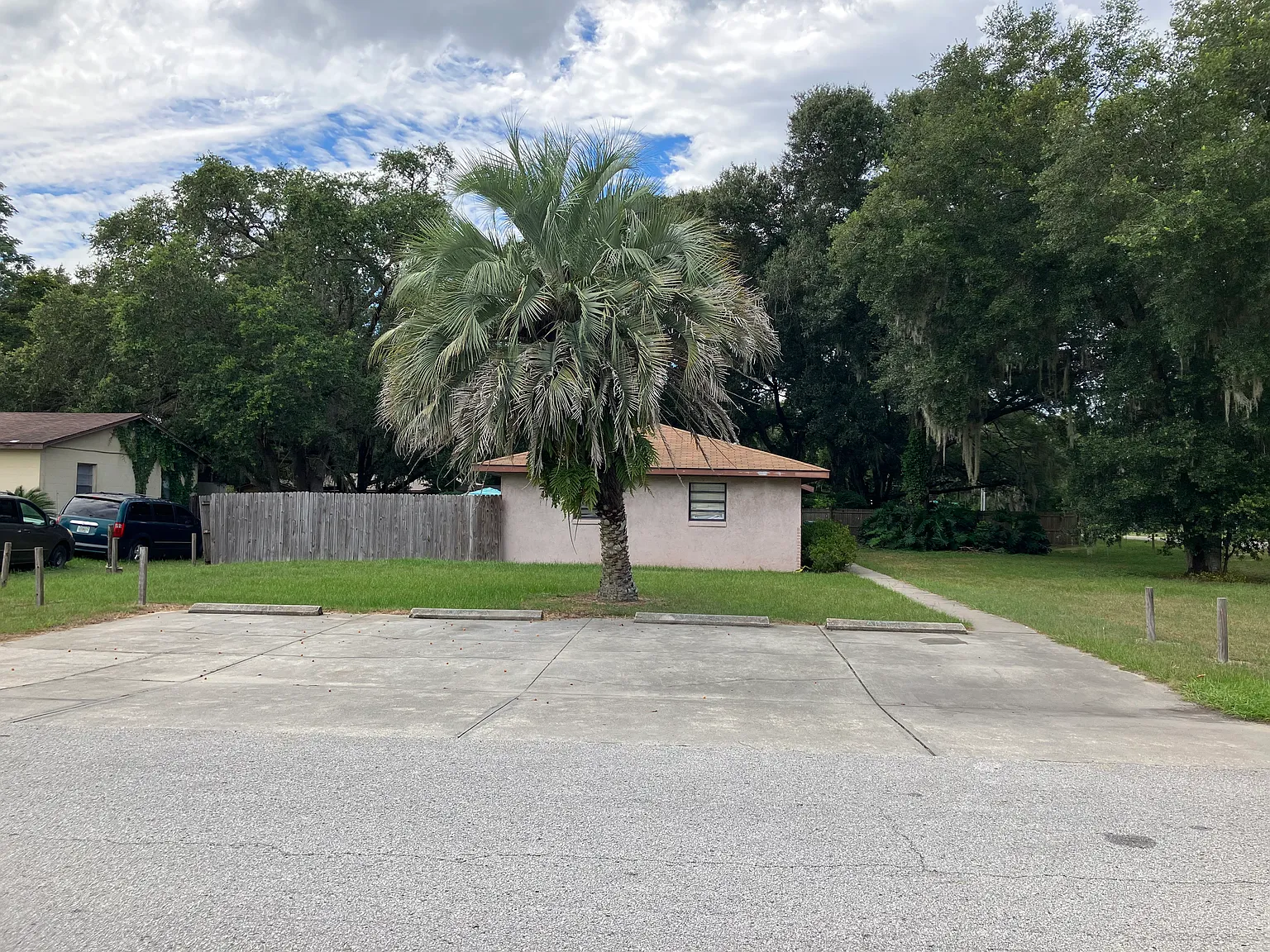 2 bed, 900 sqft, $1,295 — Photo 3