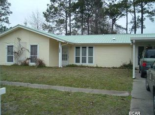 504 Pine Forest Dr E, Lynn Haven, FL 32444