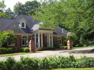 536 Crystal Lake Rd, Akron, OH 44333