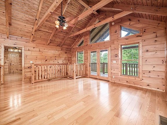 33rd image of 2442 Long Branch Rd