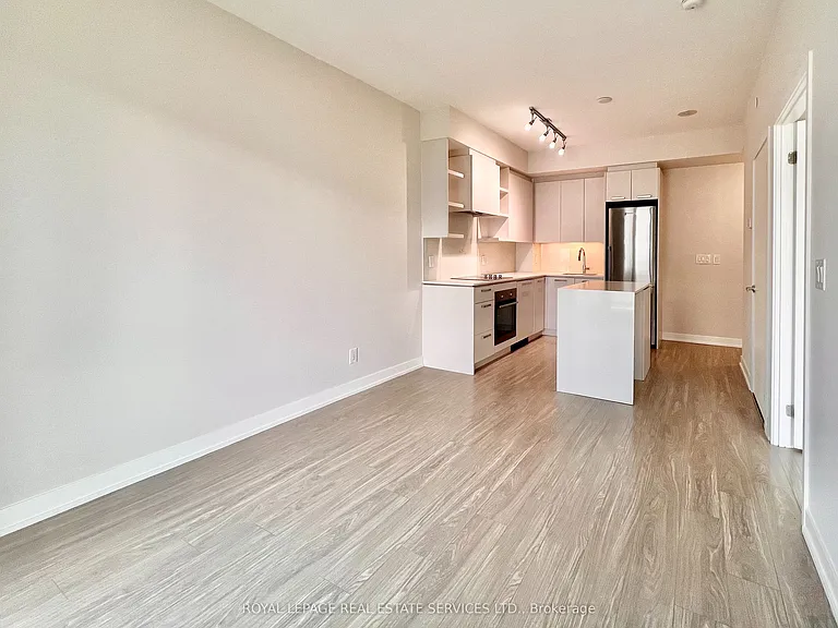 1830 Bloor St W #1117 — Photo 4