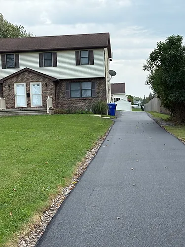 1289 E & West Rd #LEFT Photo 1