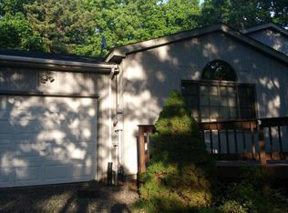 268 Shenandoah Trl, Effort, PA 18330