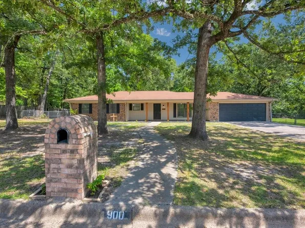 900 Edgewood Cir, Lufkin, TX 75904