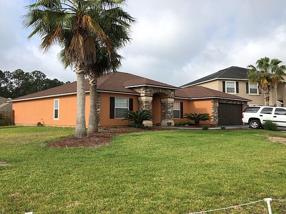 3rd image of 10194 Carriage House Ct