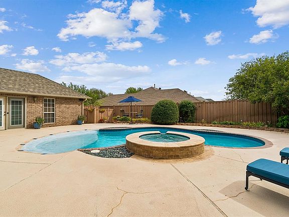 4th image of 407 Tumbleweed Rd