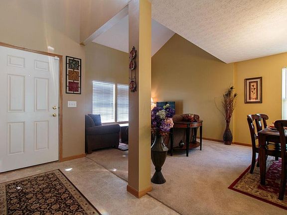 3rd image of 647 Keltonhurst Dr