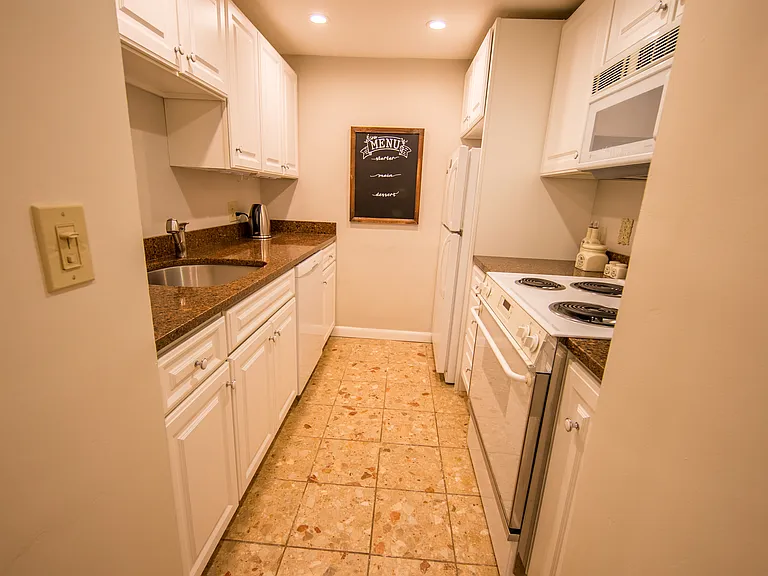63 Appleton St — Photo 4