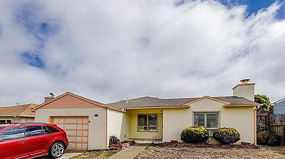 2nd image of 207 Wicklow Dr