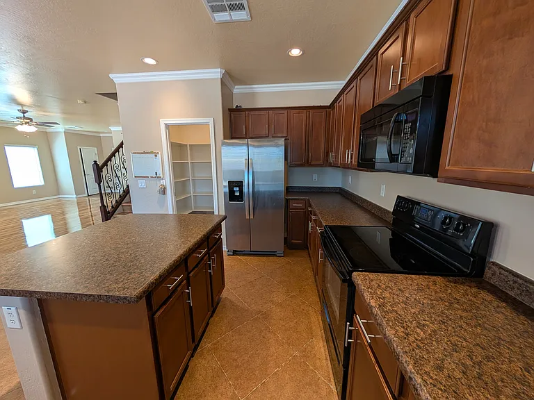 1094 W Jamaica Hope Way — Photo 4