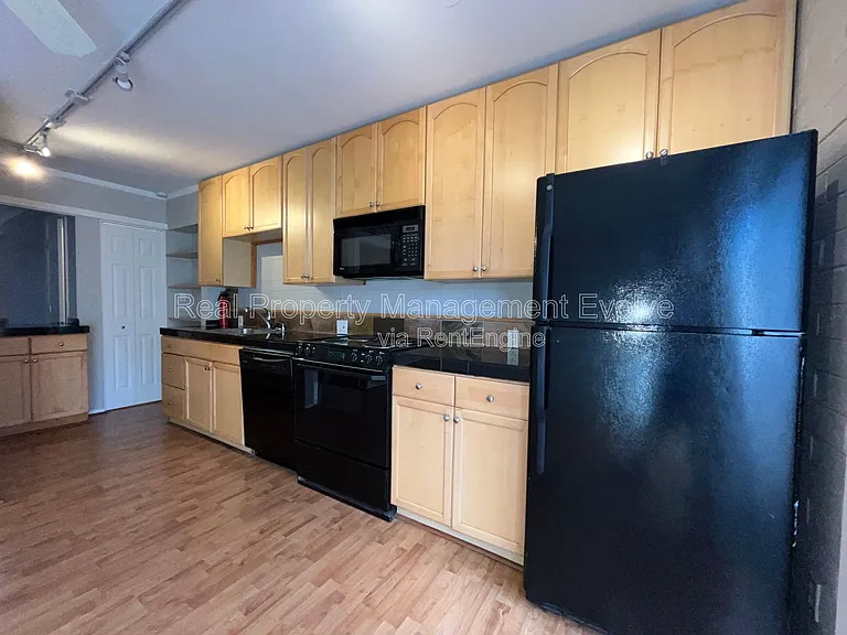 3637 E Monterosa St #7 — Photo 5
